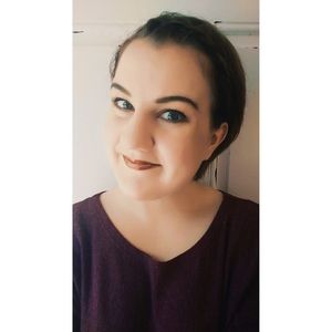 Meet your Posher, Clair